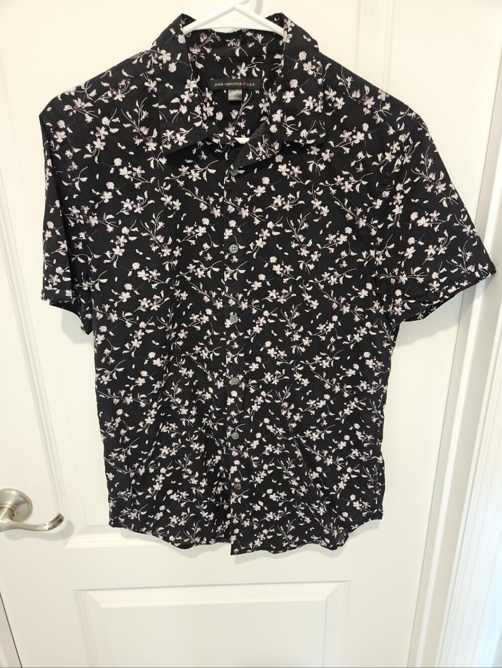 John Varvatos USA Men’s S Black Floral Short Sleeve Button Up Shirt